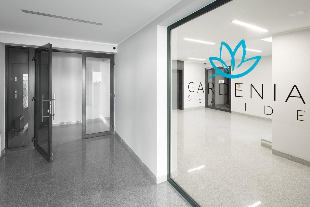 Apartament Blue Gardenia Dziwnow Exterior photo